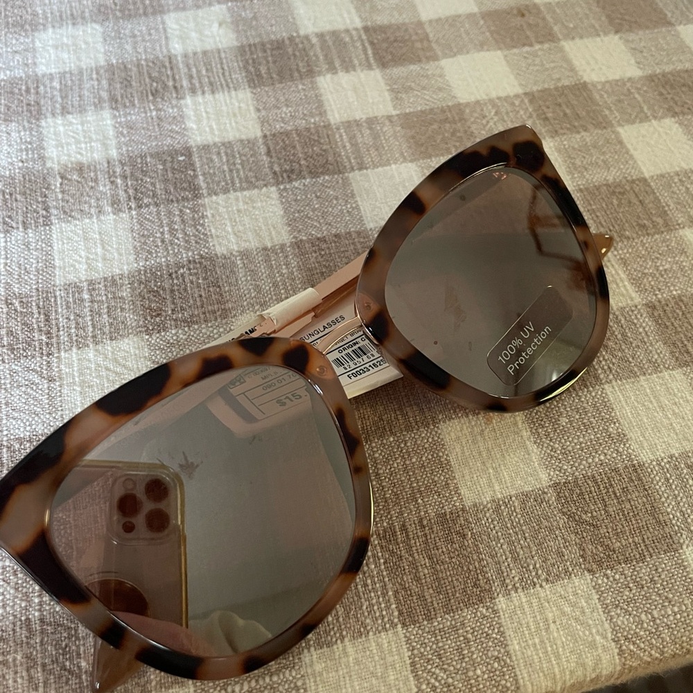 a new day Tortoise Shell Sunglasses NWT